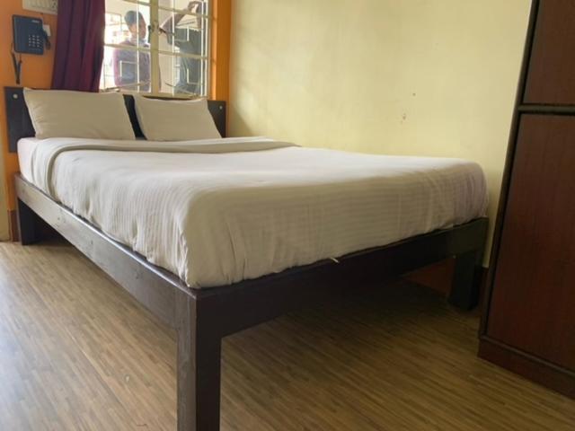 Sweet Home Guest House Шилонг Екстериор снимка