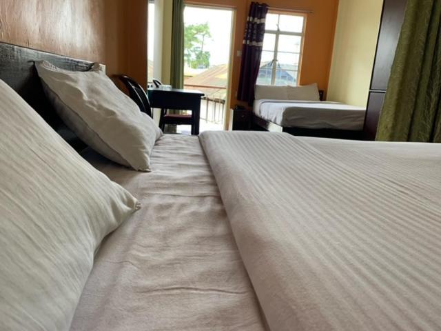 Sweet Home Guest House Шилонг Екстериор снимка